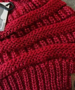 TEN Dollar Boutique Red Metallic Classic Beanie Accessories