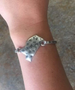 TEN Dollar Boutique Mississippi Stamped Bracelets Accessories