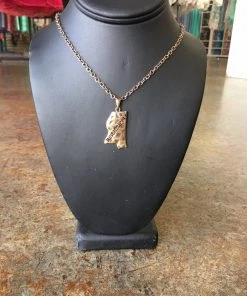 TEN Dollar Boutique Accessories Mississippi Stamped Necklace & Earring Set - Gold