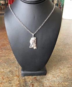 TEN Dollar Boutique Accessories Mississippi Stamped Necklace & Earring Set - Silver