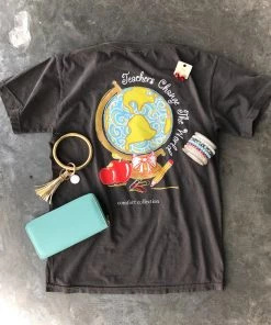 TEN Dollar Boutique Teachers Change The World - Pepper - PLUS T-shirts 2XL-3XL